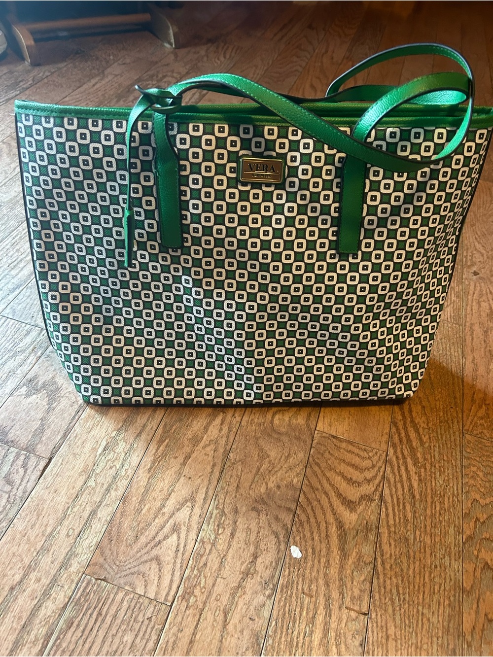 Vera New York Green Patterned Tote Bag